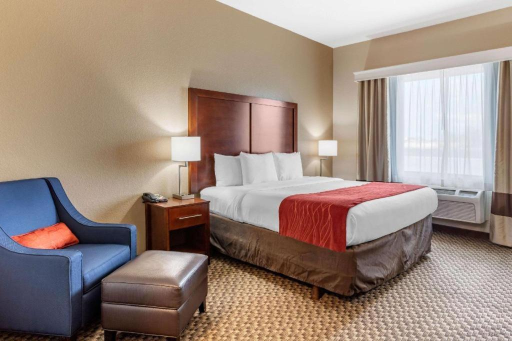 Comfort Inn & Suites Navasota Экстерьер фото