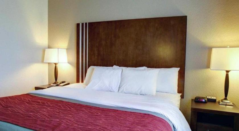 Comfort Inn & Suites Navasota Экстерьер фото