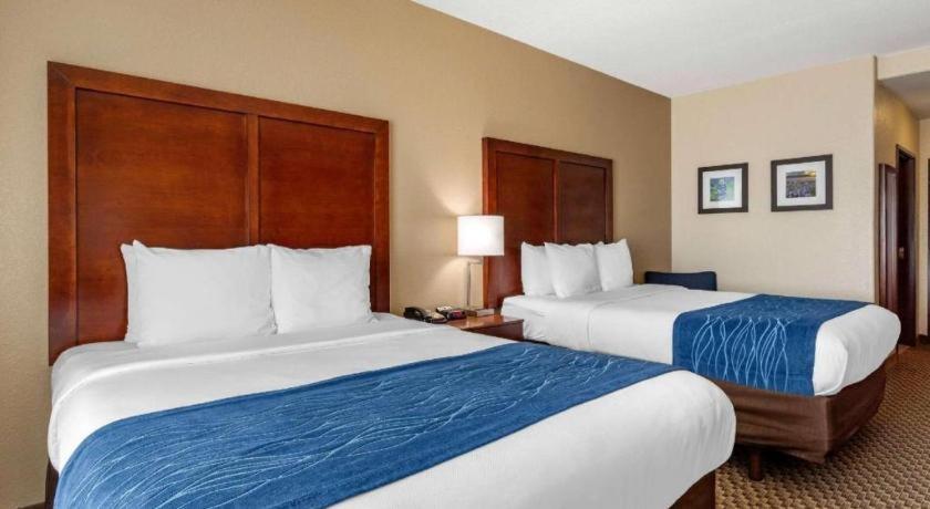 Comfort Inn & Suites Navasota Экстерьер фото