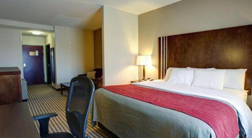 Comfort Inn & Suites Navasota Экстерьер фото